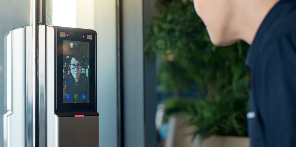 facial detection door access control solutions tailored for Dubai businesses.